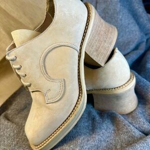 John Fluevog Greatness! Suede camel oxfords with chunky wood heel. $295